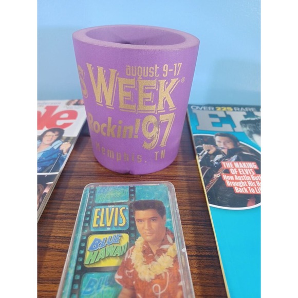 Vintage Elvis Presley Memorabilia (2)Watches Koozie Cards Magazines - Picture 8 of 16